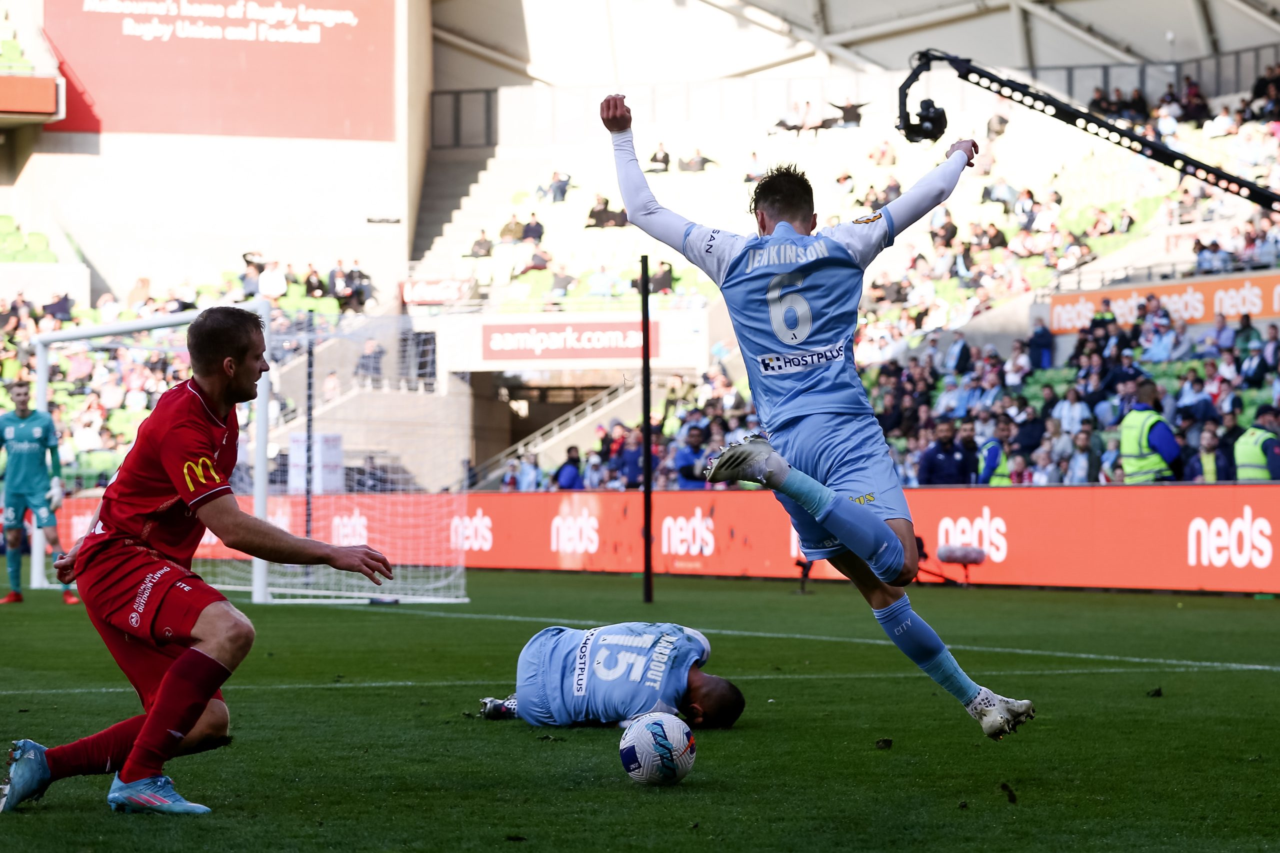 إصابة مرعبة للاعب خلال مباراة - gettyimages