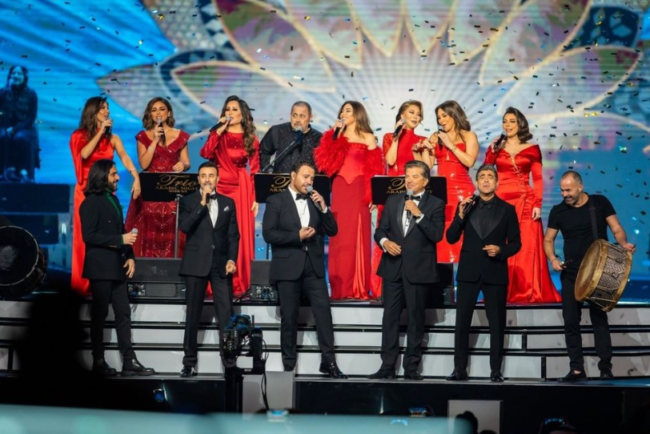 خلافات على خشبة المسرح وصلح في الكواليس.. أبرز لحظات حفل “تريو أرابيك نايت” في السعودية