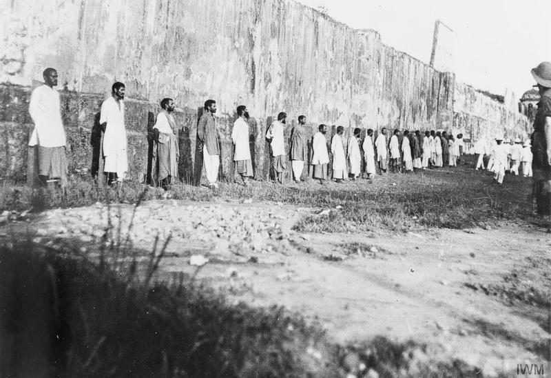 "تمرّد سنغافورة".. عندما رفض فيلق هندي مسلم أوامر بريطانية بمحاربة الدولة العثمانية، فتم إعدامهم رمياً بالرصاص