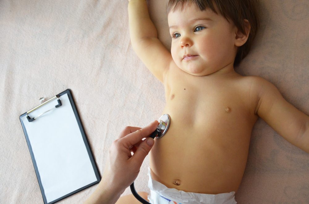 عيب وراثي أو بسبب حالات خطيرة يجب علاجها قبل فوات الأوان.. أسباب اعتلال عضلة القلب عند الأطفال