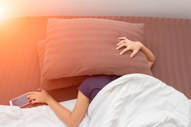 إذا كنت تغلق المنبّه يومياً ولا تستيقظ.. 7 تطبيقات مجانية ستمنعك من الضغط على زر “الغفوة”