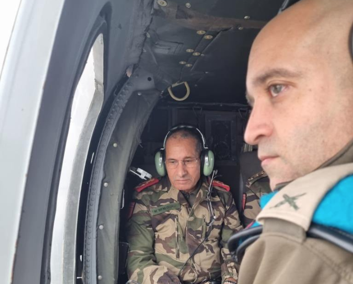 قائد سلاح المدفعية المغربي يزور مواقع عسكرية إسرائيلية.. وجه تحية للجنود والاحتلال يحتفي بالزيارة