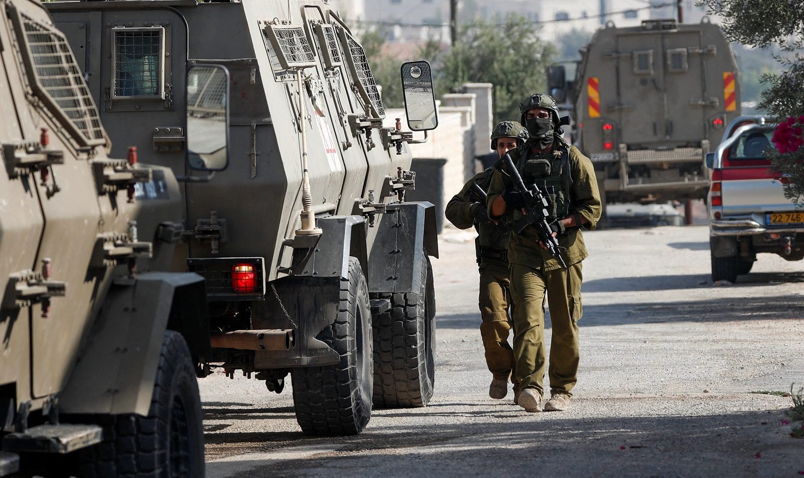 الضفة الغربية موستوطنون