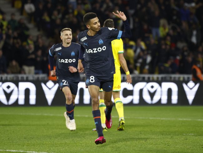 هدف رائع للمغربي أوناحي من أول تسديدة مع فريقه الجديد.. خطف الأضواء رغم خوضه 16 دقيقة فقط