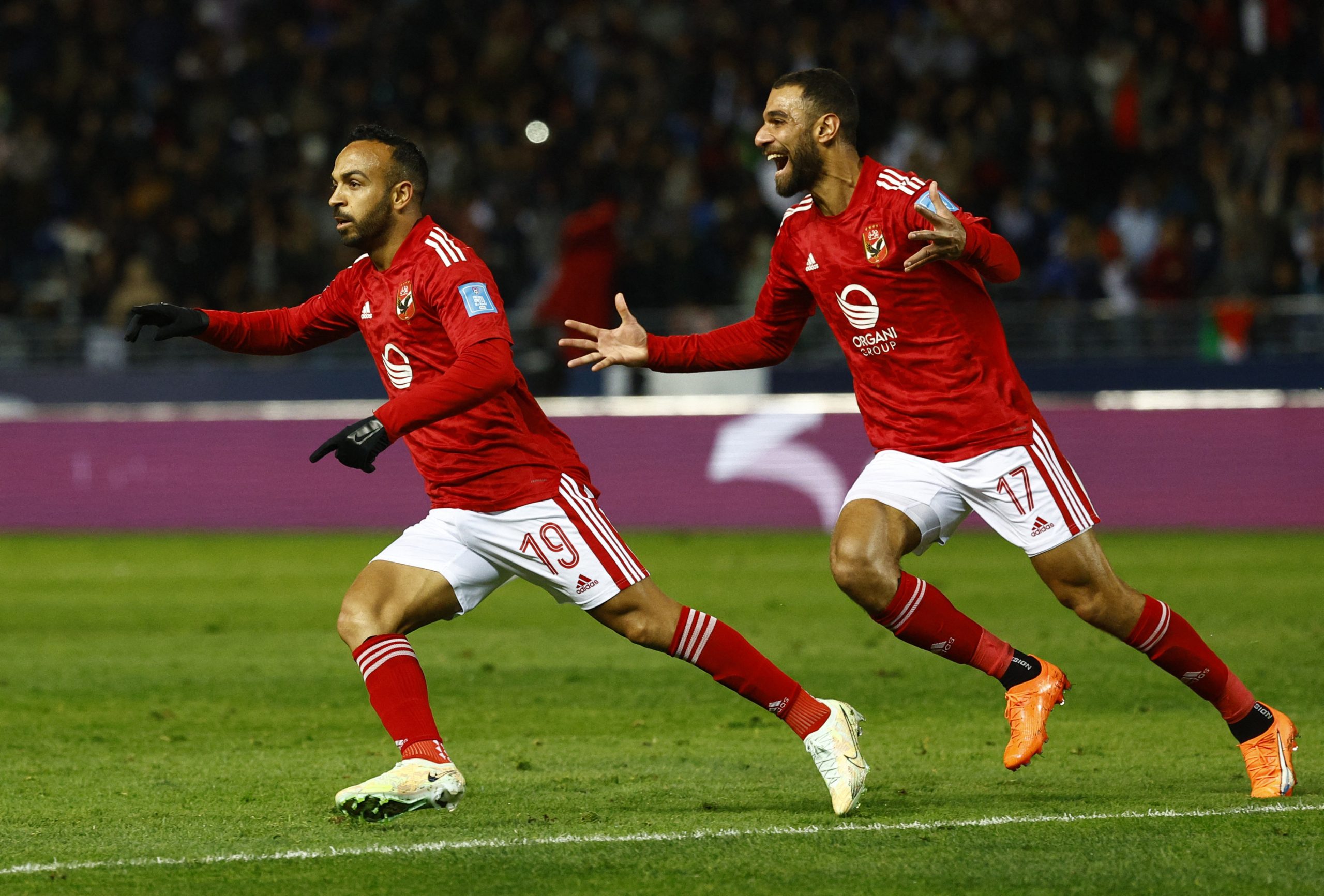 هدف قفشة يقود الأهلي إلى نصف نهائي مونديال الأندية (رويترز)