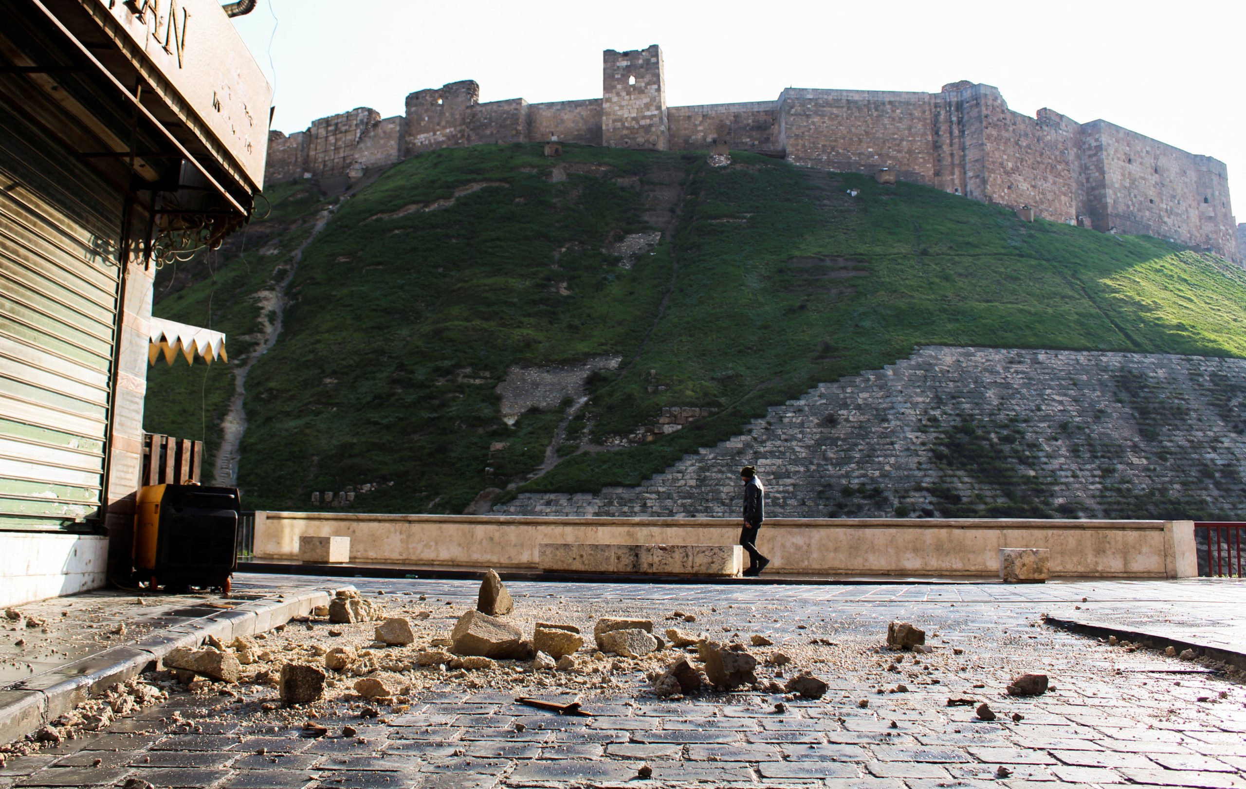 رويترز/ صورة خارجية تُظهر قلعة حلب بعد جراء زلزال قهرمان مرعش المدمر