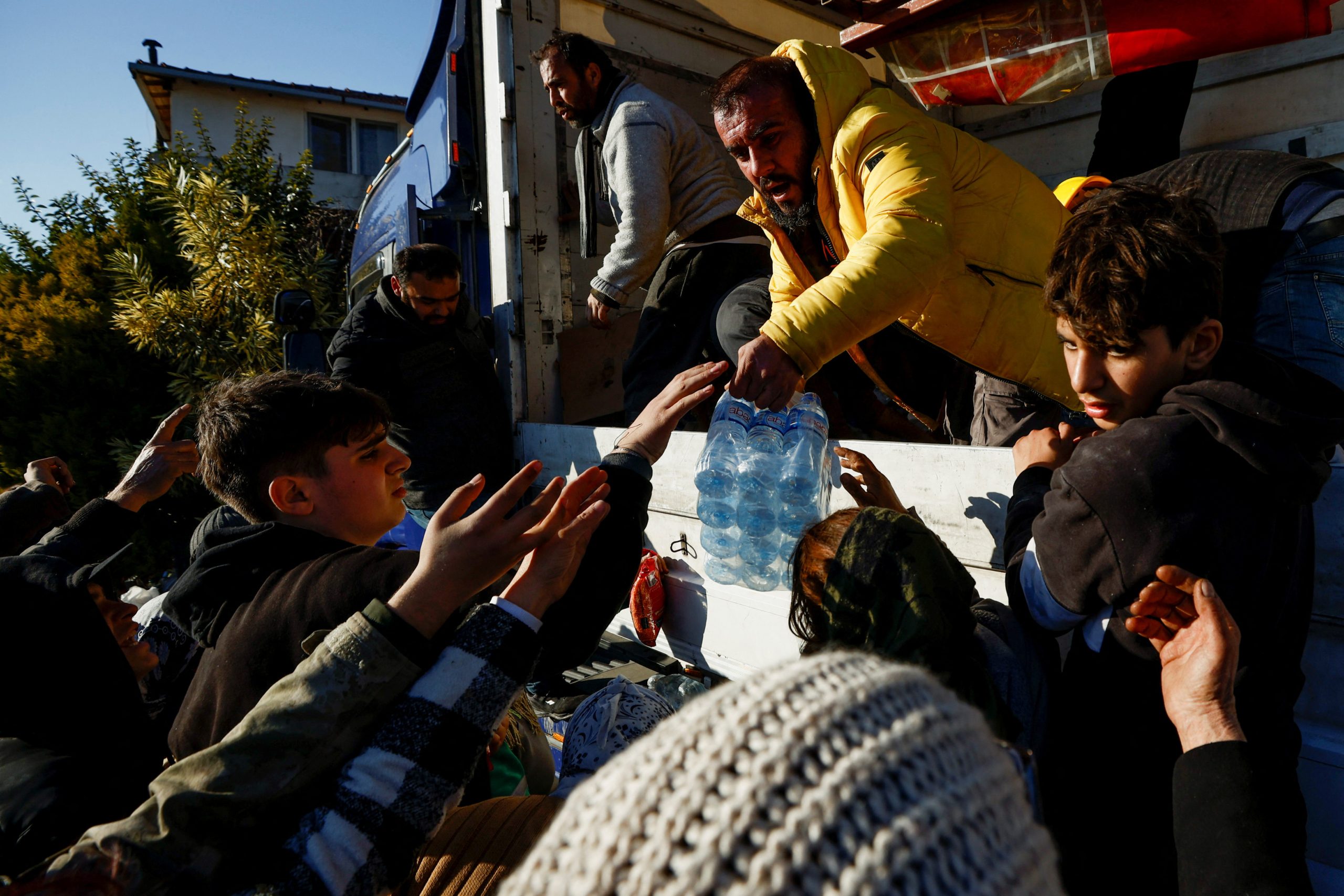 رويترز/ يمكن لمرض الكوليرا أن يتفشى بعد الزلازل