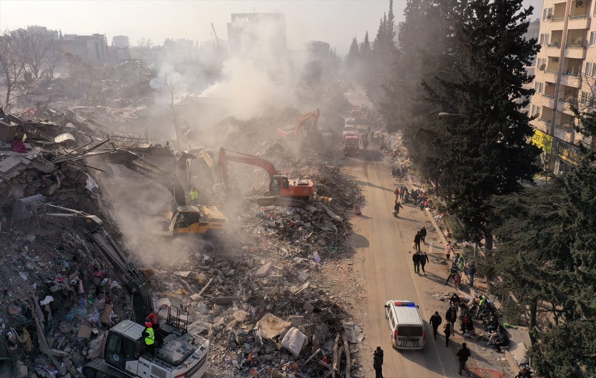 باكستاني يتبرع بـ30 مليون دولار لضحايا الزلزال المدمر في تركيا