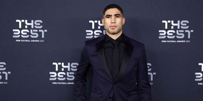 زوجة حكيمي تطالبه بـ10 ملايين يورو لتسوية قضية الطلاق.. محامو اللاعب المغربي عرضوا عليها مبلغاً أقل