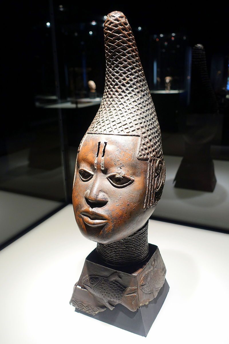 التماثيل تُعد مثالاً جلياً على مستوى الفنون المتقدم للمملكة الأفريقية - Wikimedia Commons