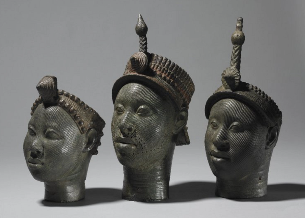 سرقوا الآثار واعتبروه عملاً مشروعاً ضد "البربرية"! كنوز مملكة بنين التي نهبتها بريطانيا