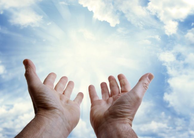 أكذوبة الإلحاد (3).. الحوار بين موسى عليه السلام وفرعون والمراوغة الفرعونية المكشوفة