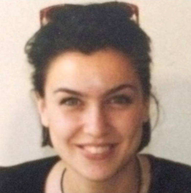 شيفال سام في بدايتها الفنية سنة 1992| مواقع التواصل