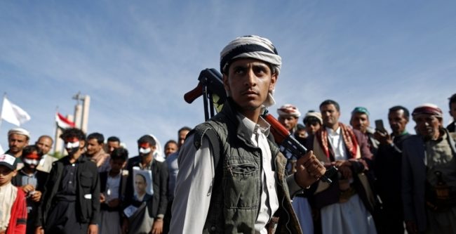 “وول ستريت جورنال”: إيران توافق على وقف تسليح الحوثيين بعد اتفاق استئناف العلاقات مع السعودية