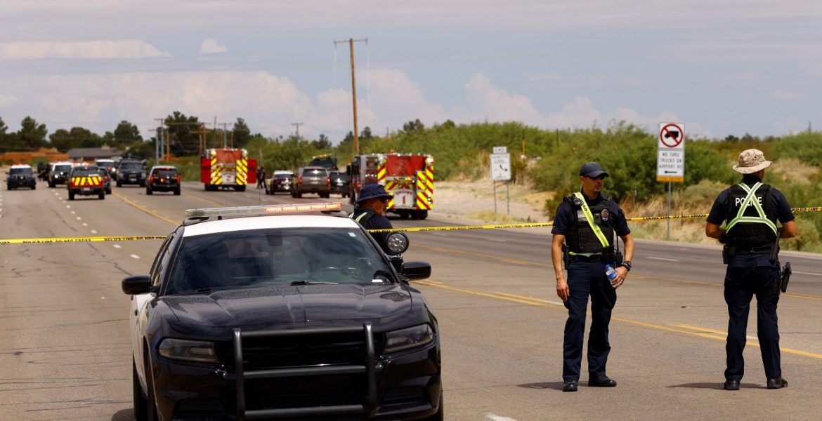 عناصر من الشرطة الأمريكية في ولاية نيو مكسيكو - رويترز