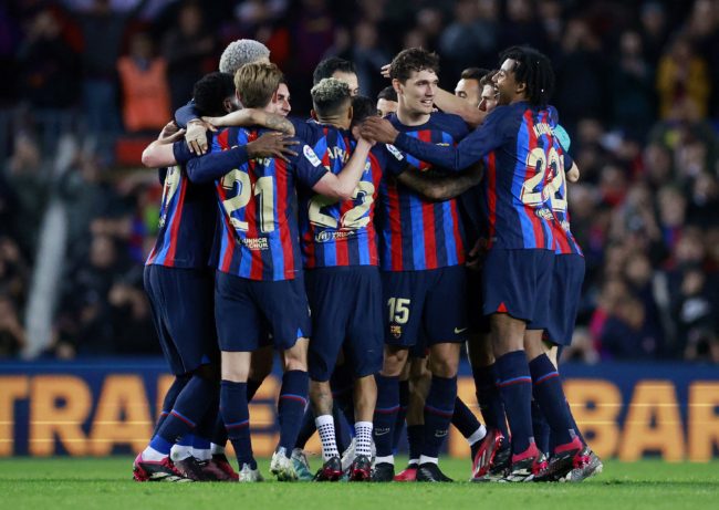 الهدف رقم 3000 والانتصار المئوي وريال مدريد ضحية تشافي المفضلة.. إحصائيات فوز برشلونة في الكلاسيكو