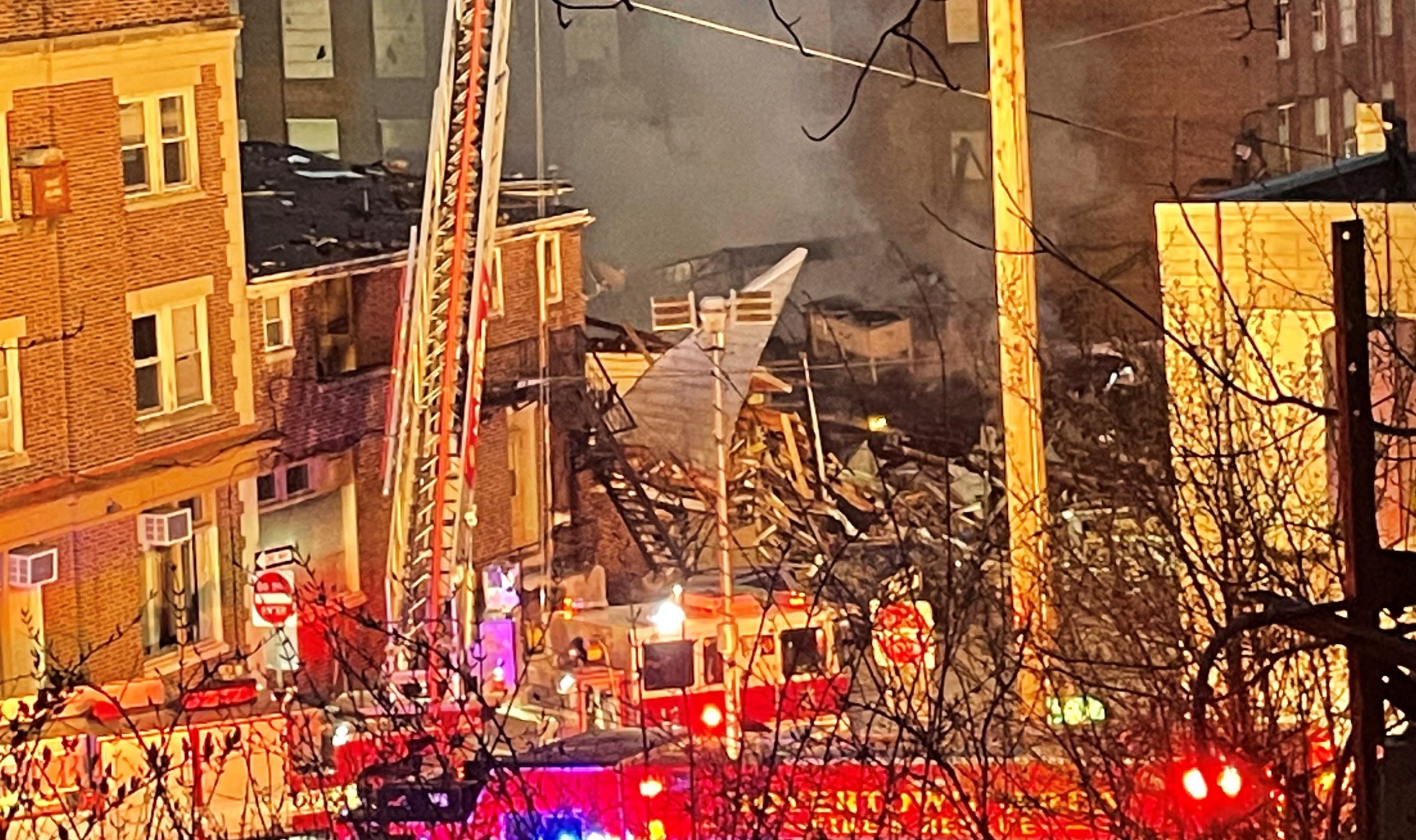 انفجار أمريكا مصنع شوكولاتة