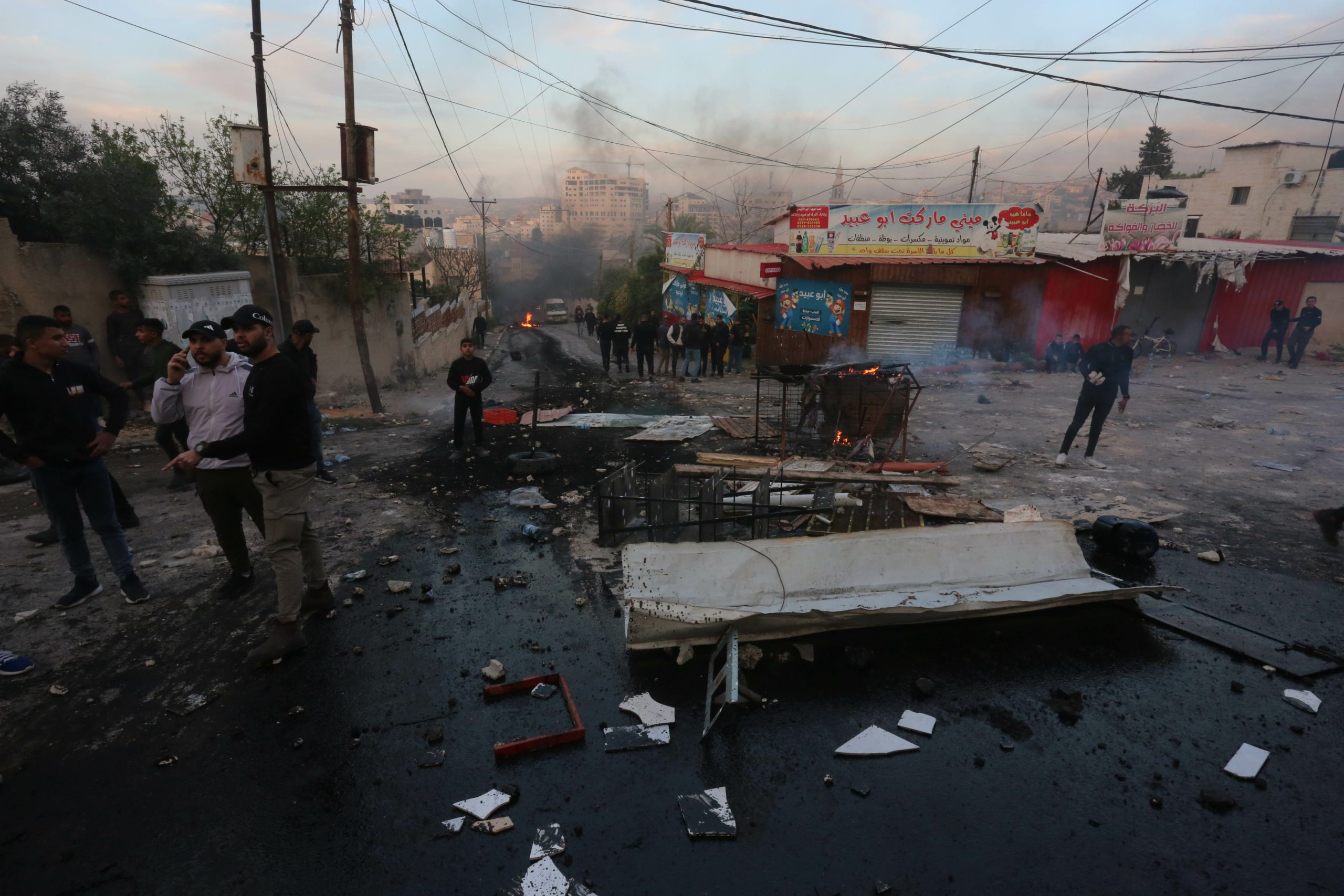 إصابة جنديين إسرائيليين في اقتحام مخيم جنين.. قوات الاحتلال نقلت أحدهما بمروحية إلى مستشفى في حيفا