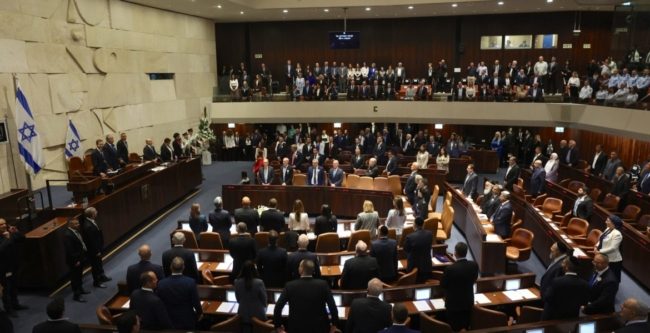 المدارس الفلسطينية في القدس بمرمى الاستهداف الإسرائيلي! الكنيست يصادق على قانون للرقابة الأمنية عليها