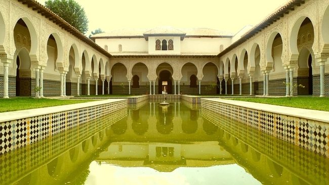 كانت مقراً لحكم الزيانيين وحوّلها الفرنسيون إلى ثكنة.. “المشور” القلعة التاريخية التي تعود إلى 8 قرون مضت