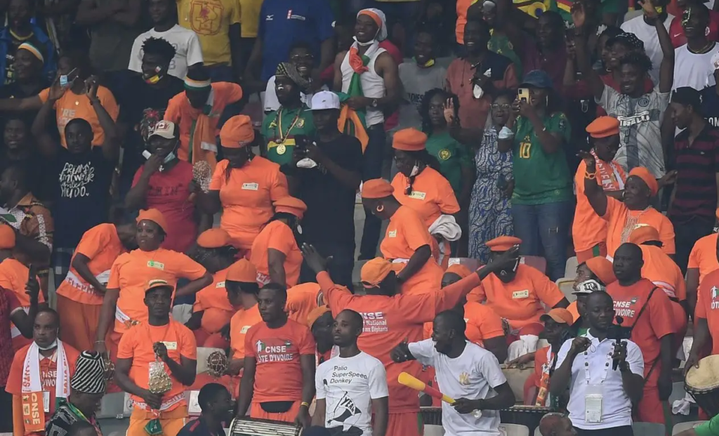 وفاة لاعب كرة قدم خلال مباراة في ساحل العاج - gettyimages