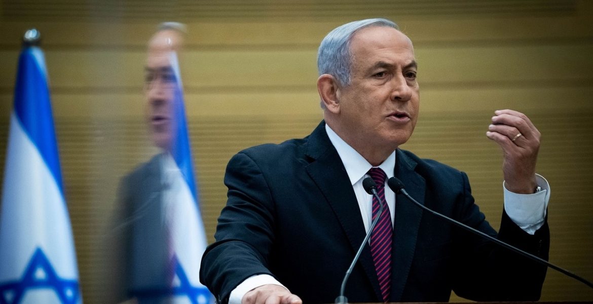 نتنياهو ألف كاتب ومفكر إسرائيل