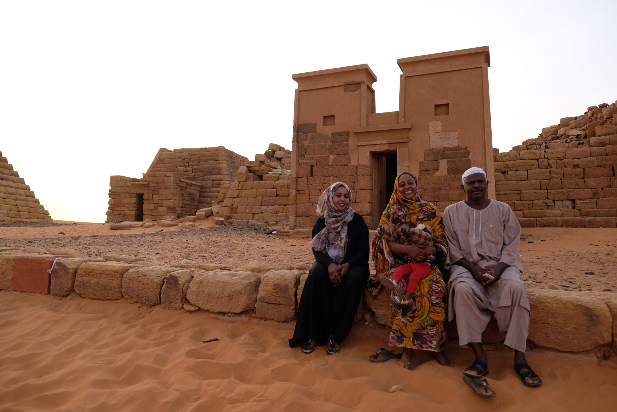 في رسالته على جدران مقبرته.. كيف أثبت الرحالة الفرعوني “حرخوف” عمق العلاقات المصرية السودانية؟