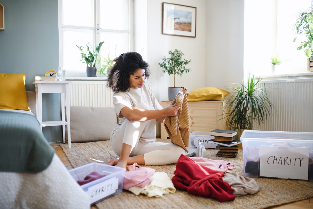 التخلص من المقتنيات القديمة يعزز الصحة النفسية والعقلية - Shutterstock