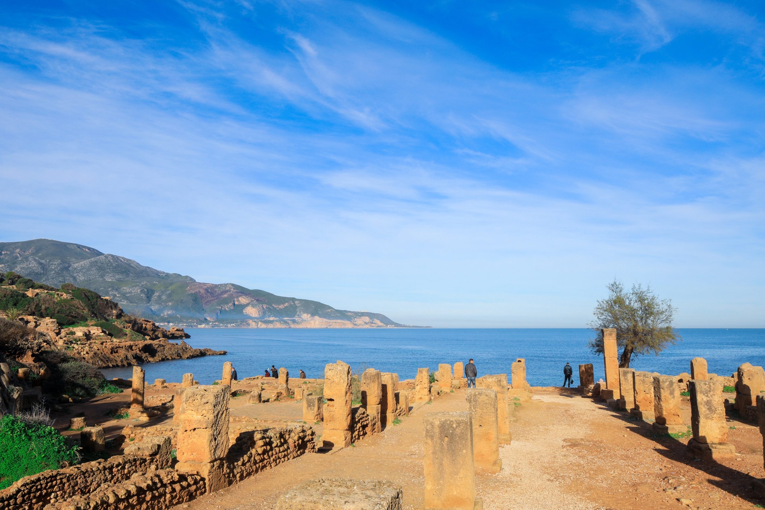 أسّسها الفينيقيون وحوّلها الرومان إلى مستعمرة عسكرية.. تاريخ مدينة “تيبازة” إحدى أقدم مدن الجزائر