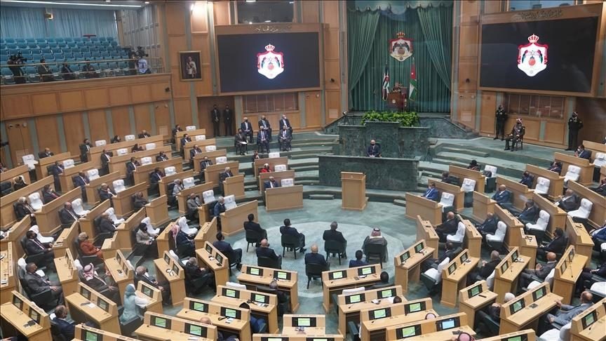البرلمان الأردني صوت على توصية لطرد السفير الإسرائيلي من عمّان - الأناضول
