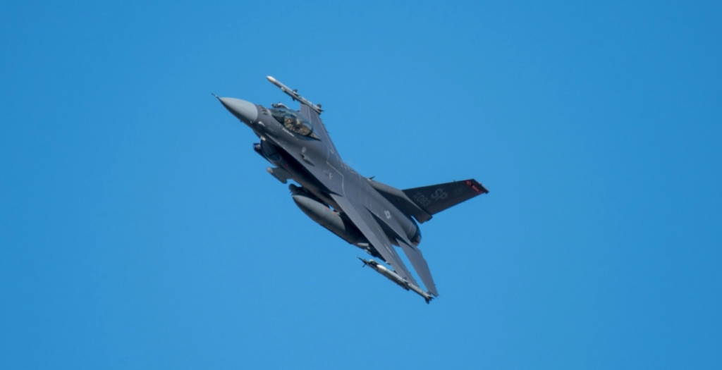 روسيا أمريكا سوريا روسيا أمريكا الشرق الأوسط مقاتلات طائرة أمريكية بحر الصين الجنوبي مقاتلة صينية