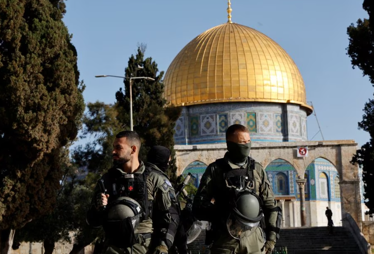 لماذا تمثل خطوة ذبح القرابين داخل الأقصى التي يخطط لها المستوطنون تهديداً خطيراً على مستقبل المسجد؟