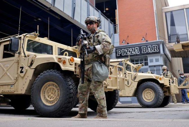 ميليشيات قانونية.. إليك أشهر قوات الحرس الوطني في العالم وأسلحتها ومهامها، ولماذا تثير الجدل دوماً؟