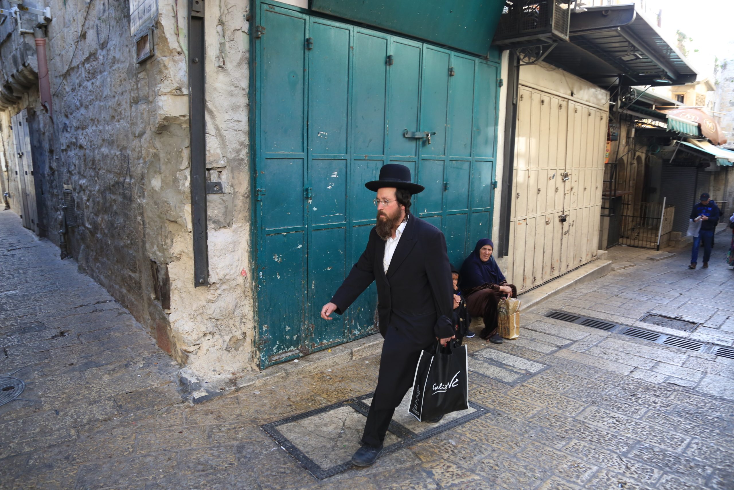 لماذا تمثل خطوة ذبح القرابين داخل الأقصى التي يخطط لها المستوطنون تهديداً خطيراً على مستقبل المسجد؟