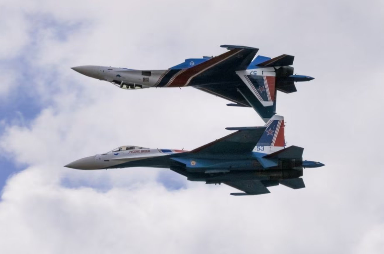 قصة السلاح الذي يعالج أكبر مشكلة بالمقاتلات الروسية ويعد بديلاً للصواريخ فرط الصوتية