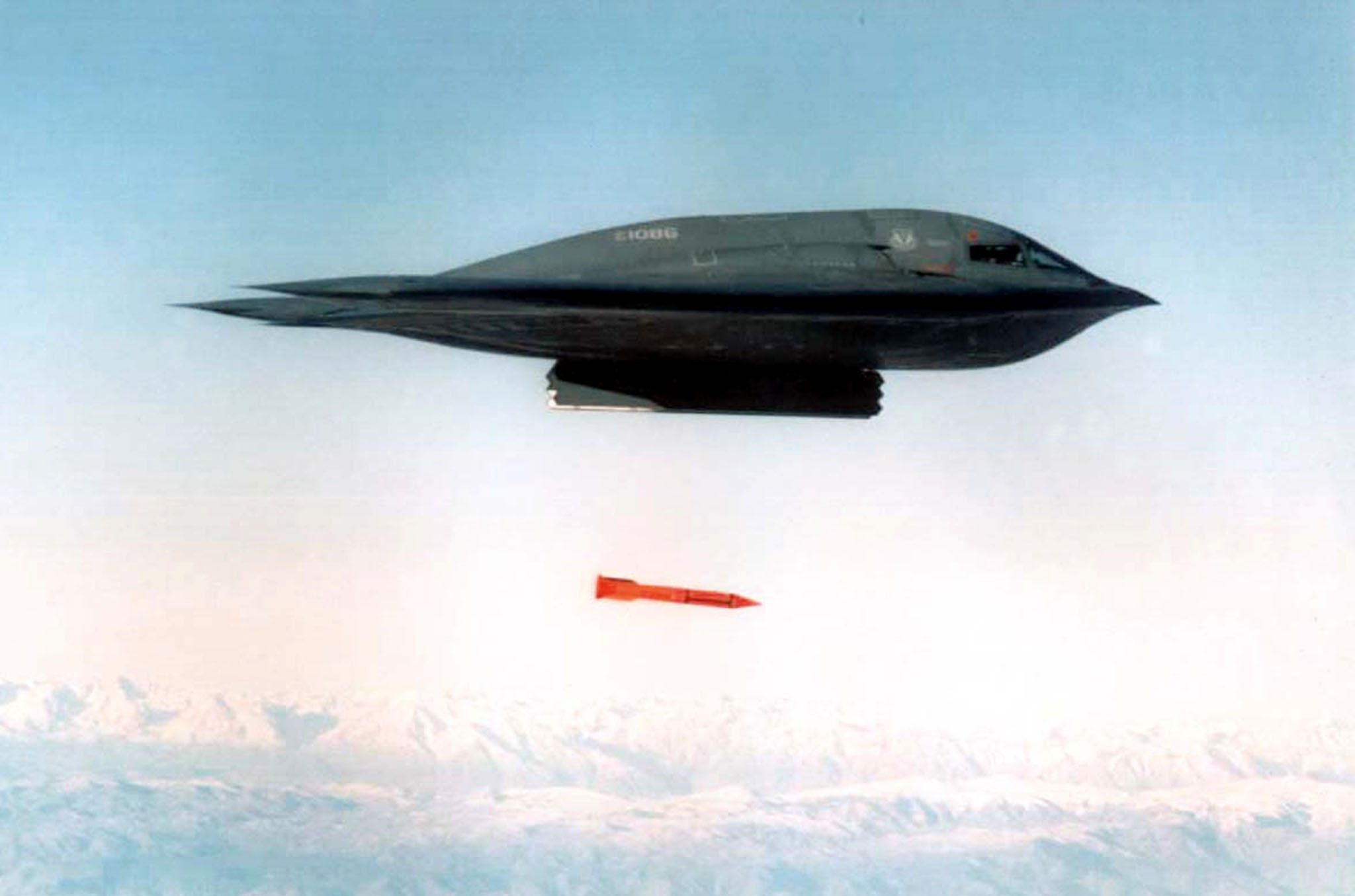 تقرير يتوقع تعرض قنبلة نووية أمريكية خارج البلاد لأضرار.. كانت مخزنة في قاعدة جوية بدولة أوروبية