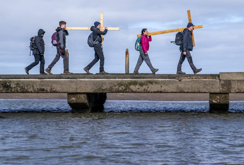 فرنسا الصليب