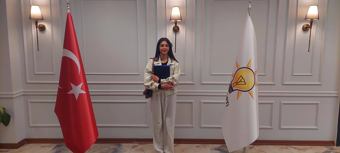 Social Media/ من هي نيسا ألبتكين؟