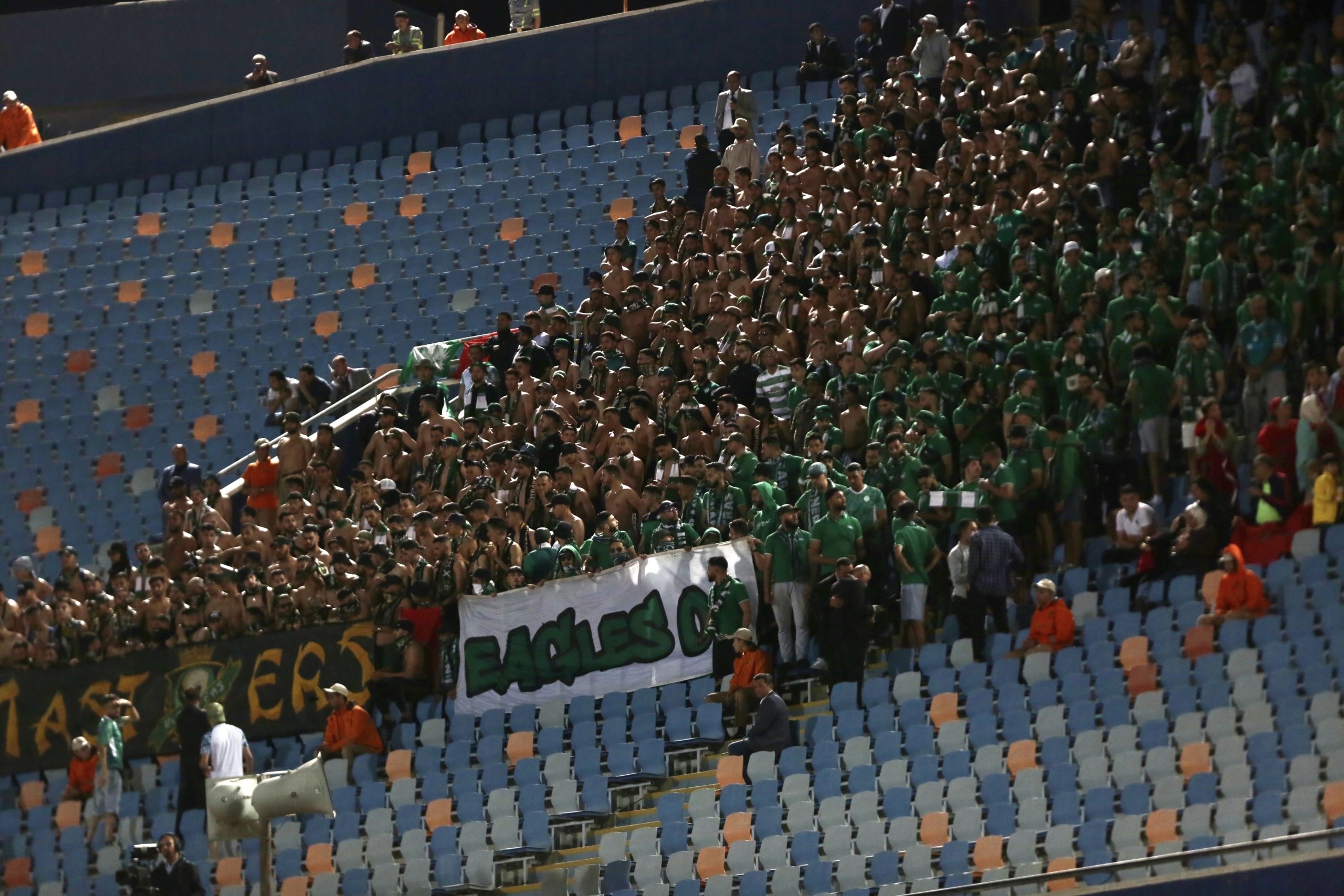 وفاة مشجعة الرجاء نورة قبل مباراة الأهلي في دوري أبطال إفريقيا (الأناضول)