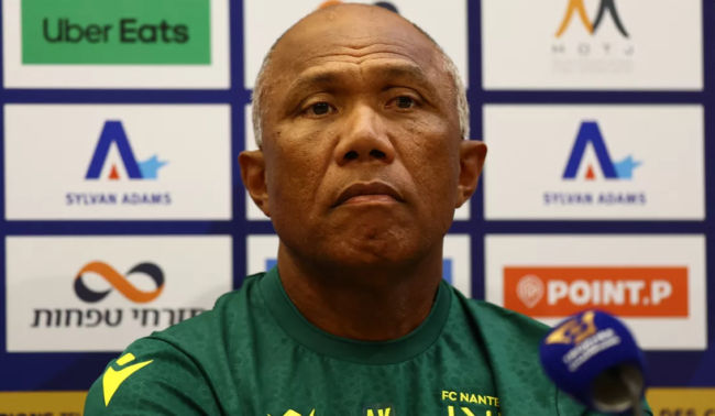 “من يصوم سيبقى في المنزل”.. مدرب نانت يستبعد لاعبه الجزائري من مباراة بسبب رفضه الإفطار