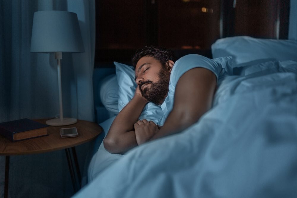 هناك العديد من النصائح التي من شأنها تعزيز النوم المتواصل - ShutterStock