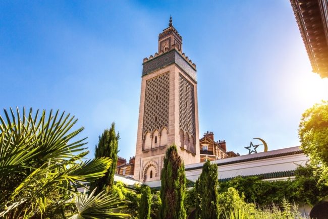 شُيد تكريماً للمسلمين وكان مأوى لمقاتلي المقاومة في الحرب العالمية الثانية.. قصة مسجد باريس الكبير