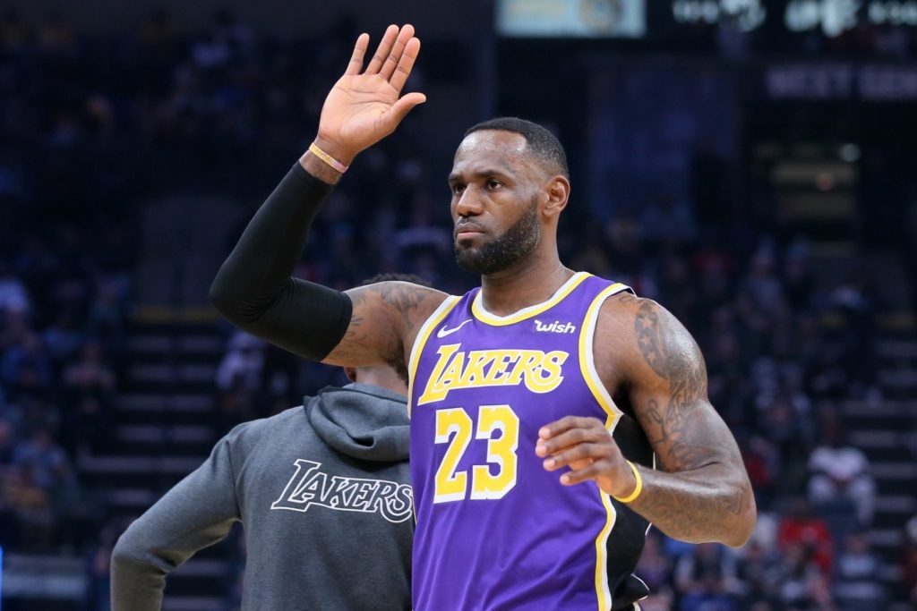 ليبرون جيمس