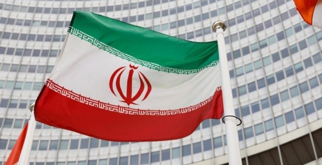 طهران تنفذ حكم الإعدام بحق معارض إيراني سويدي.. اتهمته بتزعم حركة “النضال العربي” في الأحواز