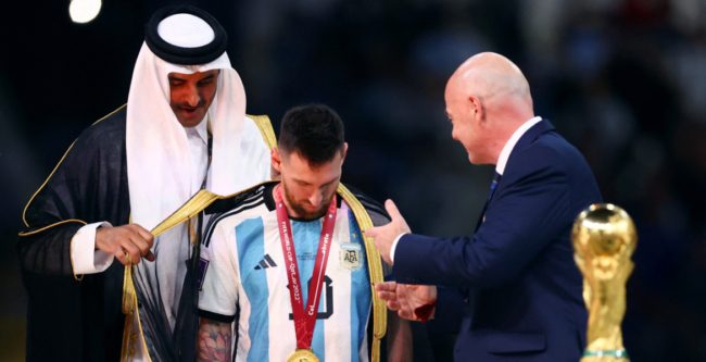 كشف موعد القرار النهائي للاعب.. والد ميسي يعلق على أنباء إتمام انتقاله لأحد الأندية السعودية