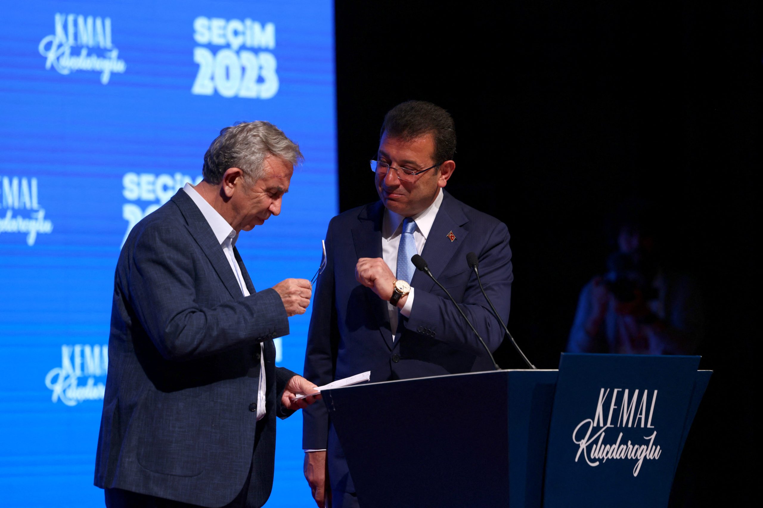 إمام أوغلو كان منفعلاً! صحفية مقربة من المعارضة تكشف سبب الإصرار على إعلان فوز “كليجدار” ليلة الانتخابات