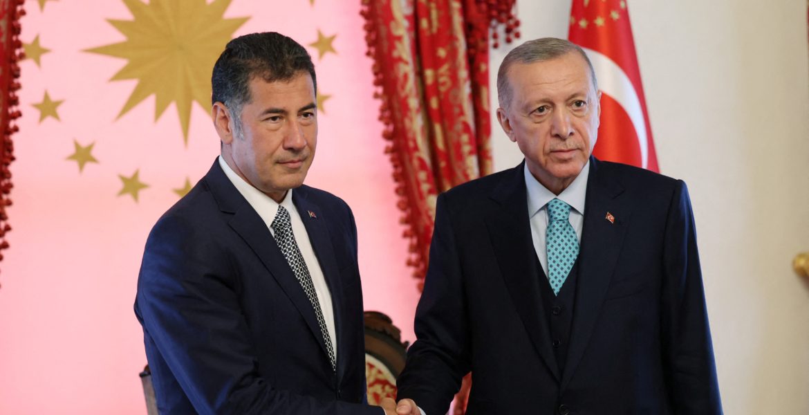 المرشح الرئاسي سنان أوغان مع الرئيس أردوغان / تويتر