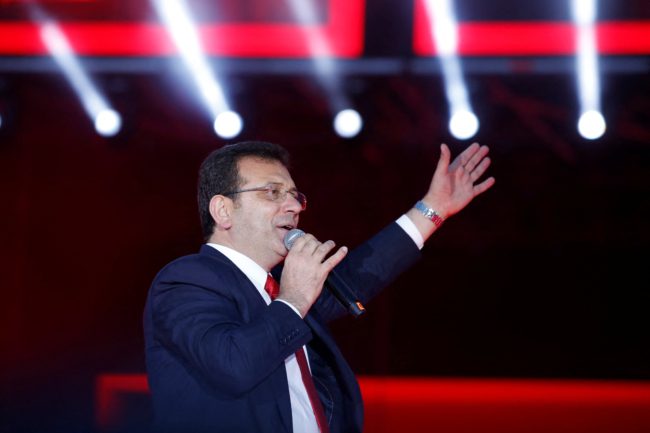 “إمام أوغلو” يدين “طوفان الأقصى” ويصف حماس بـ”تنظيم إرهابي”.. احتفاء إسرائيلي بتصريحات عمدة إسطنبول 