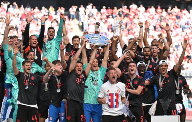 سيناريو مثير يمنح بايرن ميونيخ لقب الدوري الألماني.. فاز على كولن واستفاد من تعادل دورتموند مع ماينز