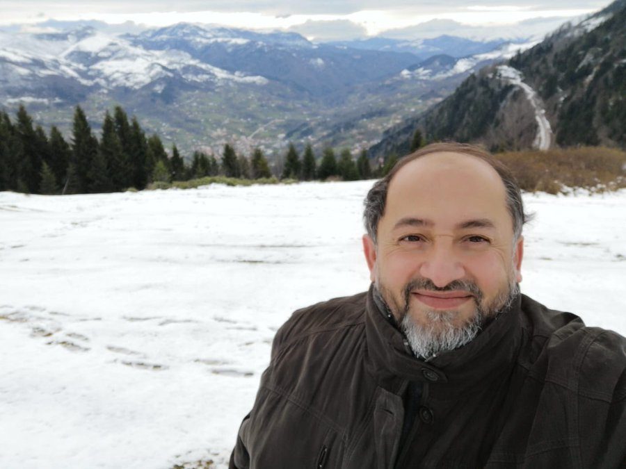 المعارض الإماراتي خلف الرميثي